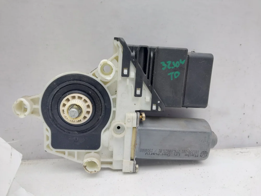Precio Reducido MOTOR ELEVALUNAS TRASERO DERECHO VOLKSWAGEN GOLF 1C0959812A-8312930