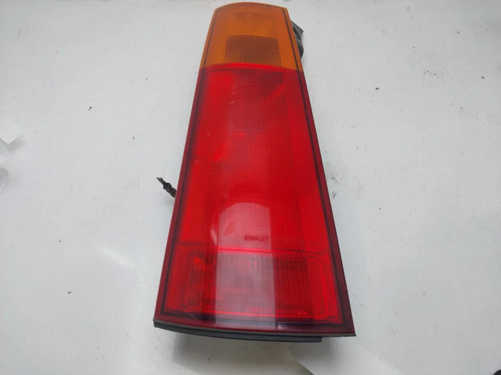 PILOTO TRASERO DERECHO HONDA CR-V 04680S10A00ZZ-8373360 Envío Inmediato