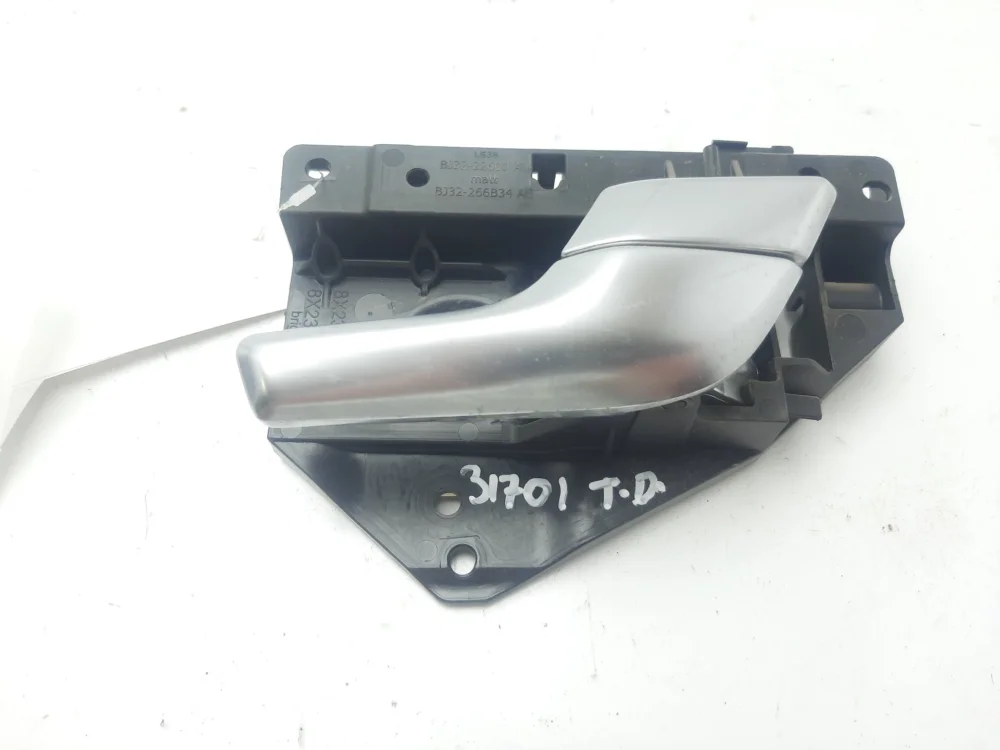 MANETA INTERIOR TRASERA DERECHA LAND ROVER RANGE BJ3222600AB-8192188 Novedad
