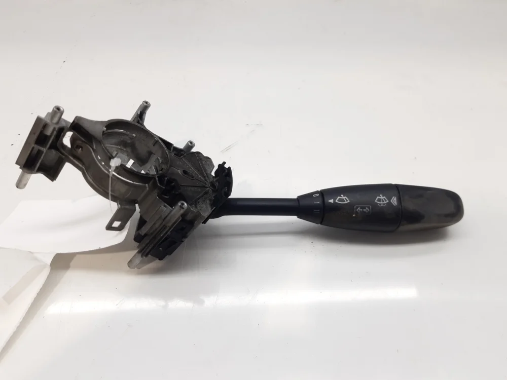 MANDO LIMPIA MERCEDES-BENZ CLASE 2205450010-7351618 Ordena Ya